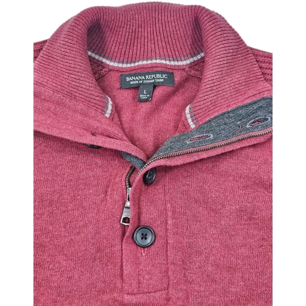 BANANA REPUBLIC Merino‎ Wool Garnet Red Mens L Mock Neck Button & Zipper Close